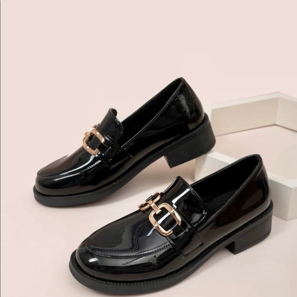 Women’s Chain Link Patent Loafers